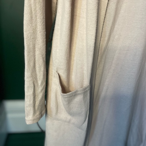 Venus Cozy Hacci Duster and Jogger Set in Khaki - Picture 7 of 15